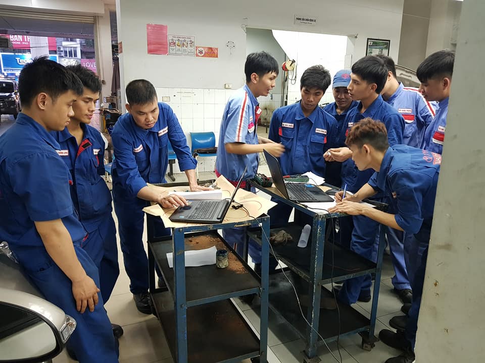 Đào tạo kỹ thuật viên nhằm nâng cao tay nghề sửa chữa