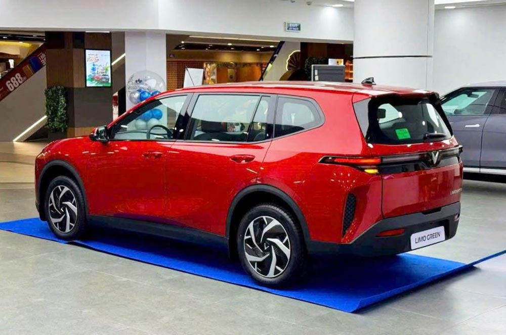 Cập Nhật Giá Xe VinFast Limo Green Mới Nhất 2026 Kèm Ưu Đãi Hấp Dẫn
